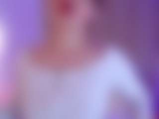 Live cam show with Katy Van - Anal on Dolls Live