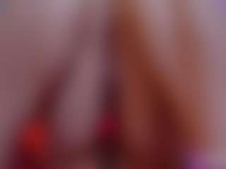 Live cam show with Katy Van - Camel Toe on Camsoda