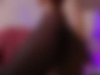 Live cam show with Katy Van - Cute on Stripli.com