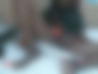 Live cam show with MAGNETIC-QUEEN - Black on xDating