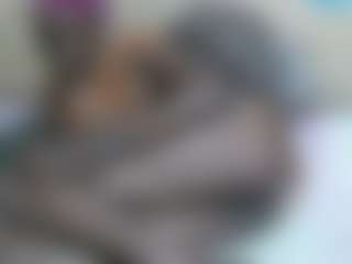 Live cam show with MAGNETIC-QUEEN - Ebony on StripNow | united states