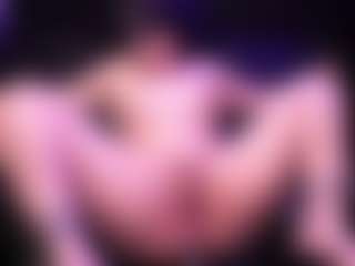 Live cam show with EvaCrux - Ass Bouncing on CamwithHer