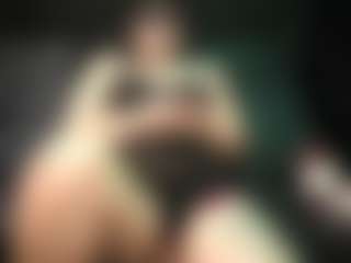 Live cam show with EvaCrux - Hairy Pussy on SpunkLive