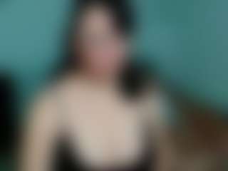 Live cam show with Lily Benet - Body Massage on nudelive.tv
