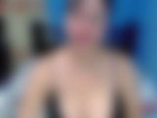 Live cam show with Lily Benet - Body Massage on mypornchat.com