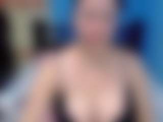 Live cam show with Lily Benet - Fuck on StripNow