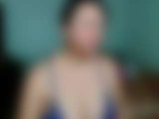 Live cam show with Lily Benet - Body Massage on Milfs Live