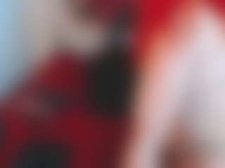 ashley-whiteSelf MILF webcam performer live streaming