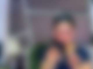 Live cam show with EmilyEsposito - Bikini on liverealitysex.com