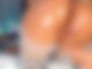PocahontasFg's Live Sex Cam Show
