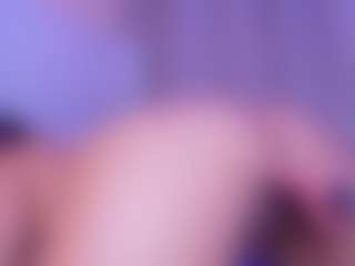 Live cam show with Shenoa - Striptease on Camsoda