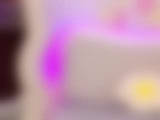 Live cam show with Selena - College MILF on Soda Cam