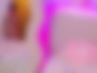 Live cam show with Selena - Cosplay MILF on Milf Play
