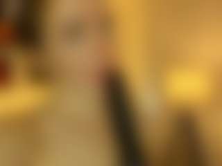 Live cam show with litasella - Bedroom on crypto-cams
