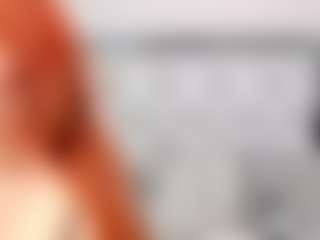 Live cam show with SusanBenett - Tiny Tits on Fling VIP Chat