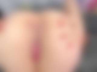SusanBenett's Live Sex Cam Show