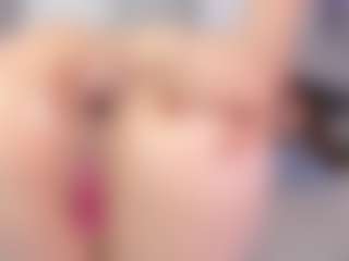 SusanBenett's Live Sex Cam Show