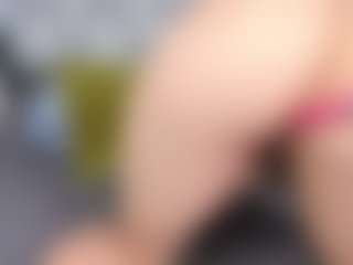 SusanBenett's Live Sex Cam Show