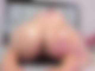 SusanBenett's Live Sex Cam Show