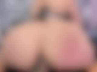SusanBenett's Live Sex Cam Show