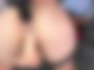 SusanBenett's Live Sex Cam Show