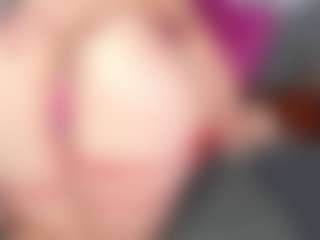 Live cam show with SusanBenett - Middle Aged on TottyGirls