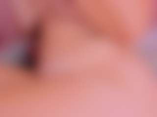 Live cam show with Mady James - Curvy on fapnchat