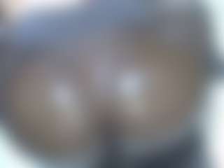 Live cam show with Shanlove - Robe on Pornisteam.com