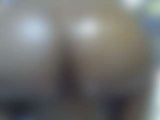 Shanlove's Live Sex Cam Show
