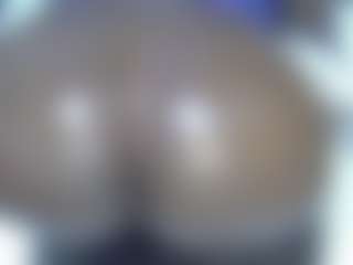 Shanlove's Live Sex Cam Show