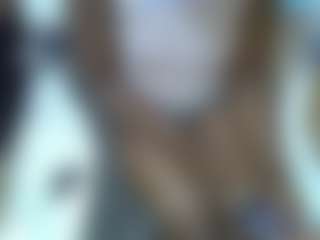 Live cam show with Shanlove - Shower on madthumbs