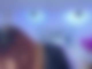 Live cam show with TamaraGrays - Small Ass on Camsoda Late Night