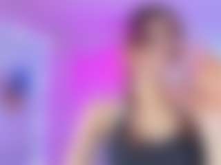 Live cam show with TamaraGrays - Skinny MILF on livesuperchat.net