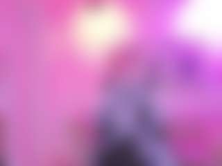 Live cam show with TamaraGrays - Skinny MILF on googirlz