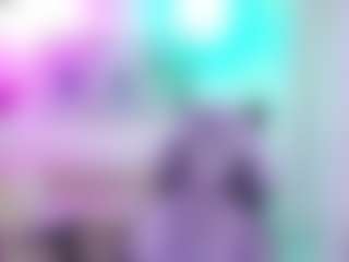 Live cam show with TamaraGrays - Small Ass on madthumbs
