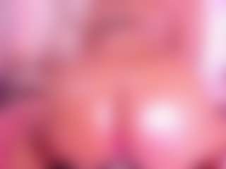 KiimLogan's Live Sex Cam Show