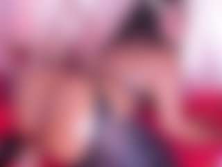 Live cam show with KiimLogan - Privateshow on Milfs Live