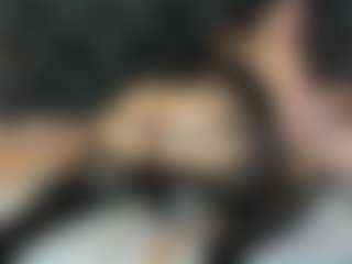 MartinaMadisson MILF webcam performer live streaming