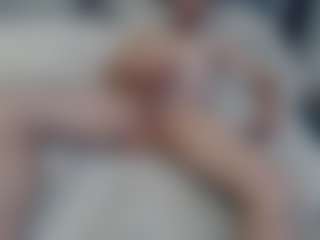 tomtech2323's Live Sex Cam Show