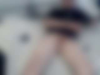 tomtech2323's Live Sex Cam Show