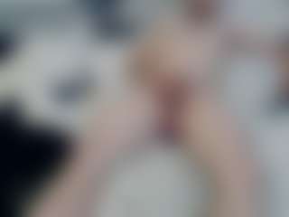 tomtech2323's Live Sex Cam Show