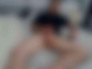 tomtech2323's Live Sex Cam Show