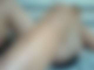 tomtech2323's Live Sex Cam Show