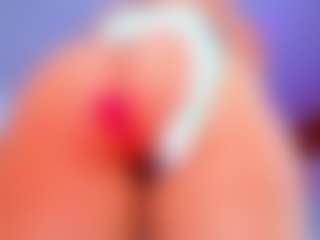 LilaPinky's Live Sex Cam Show