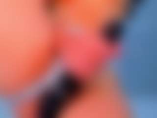 Live cam show with LilaPinky - Oil on CamwithHer