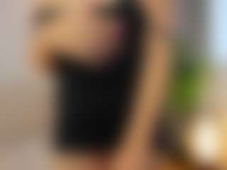 Live cam show with divetagrace - Old on alttransgirls