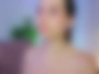 Live cam show with divetagrace - Brown Hair on friskycurves.com