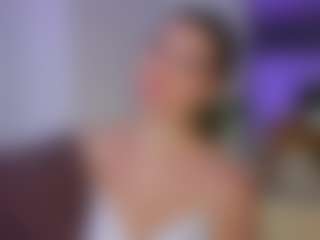 Live cam show with divetagrace - Granny Petite on SinfulBabes