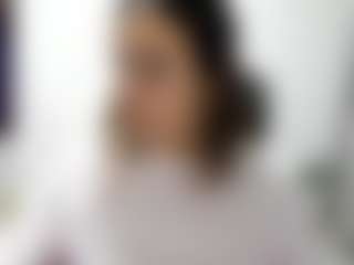 Live cam show with Dulce Maria - Juguetes on Soda Cam