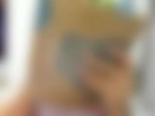 Dulce Maria MILF webcam performer live streaming